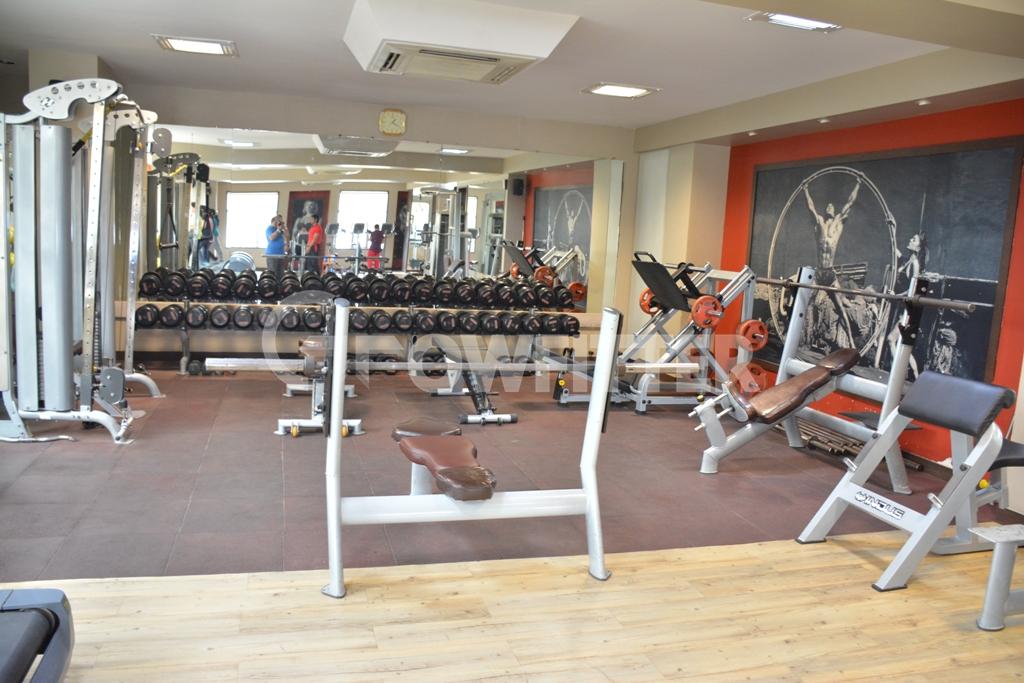 Talwalkars Gym Varanasi Gym Membership Fees, Timings