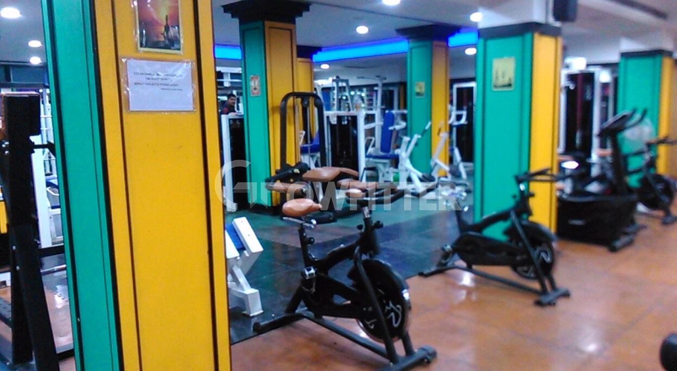 R Fitness Center Pimpri Pune Gym Membership Fees Timings Reviews Amenities Growfitter